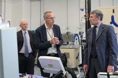 Il Presidente di Assolombarda visita Infineon Technologies Italia a Pavia