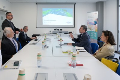 Il Presidente di Assolombarda visita Infineon Technologies Italia a Pavia